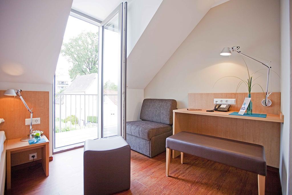 Sebcity Hotel Ellwangen Room photo