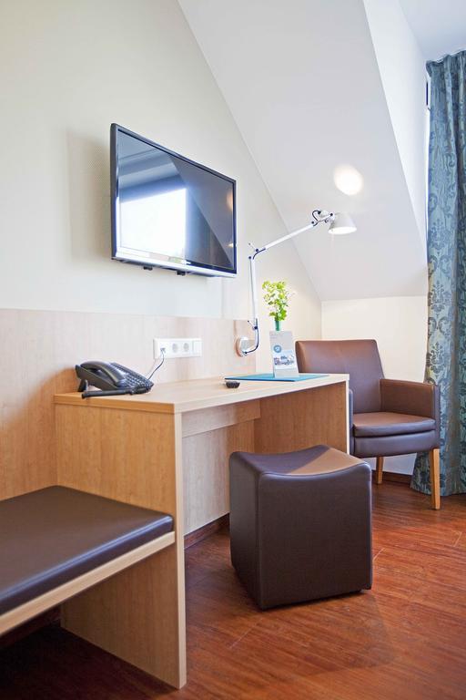 Sebcity Hotel Ellwangen Room photo